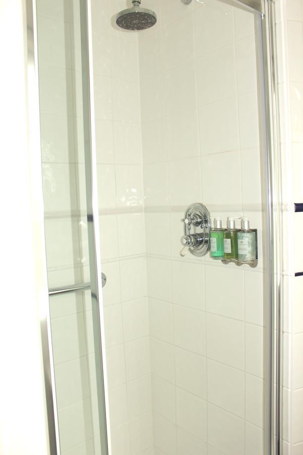 Abbey Guest House Abingdon-on-Thames Bagian luar foto