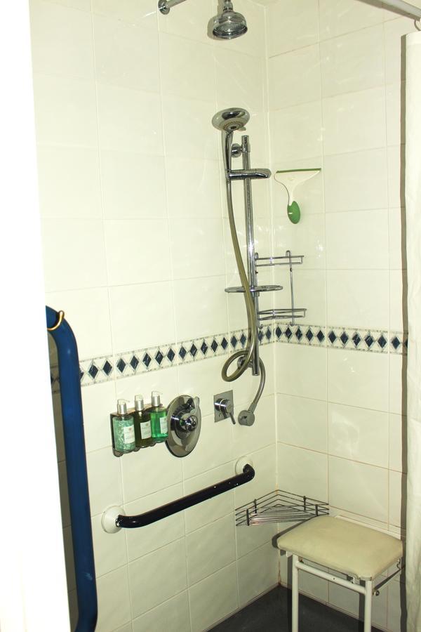 Abbey Guest House Abingdon-on-Thames Bagian luar foto